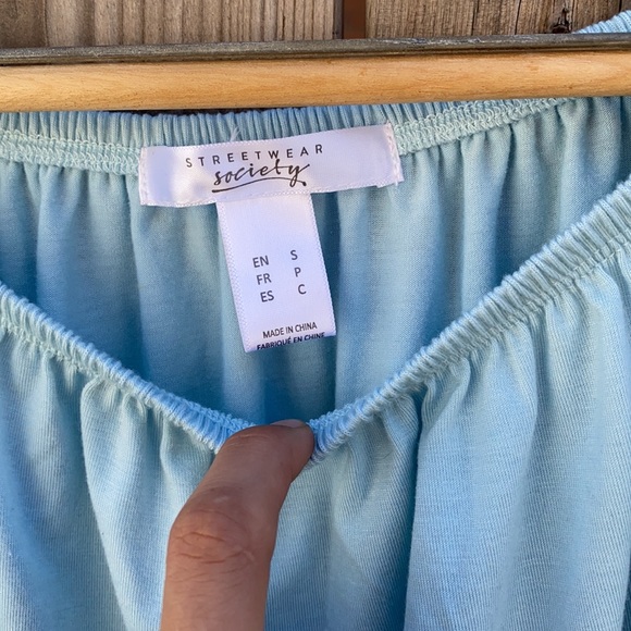 Blue Flowy Top - Picture 3 of 3